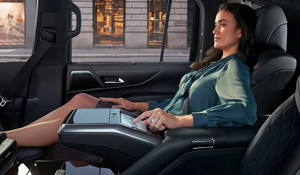 2022 Lexus LX 600 – Interior